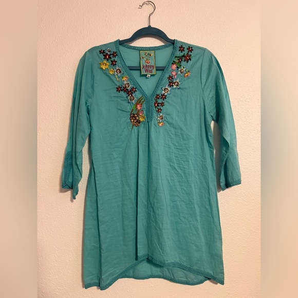 Johnny Was Tops - Johnny Was Light Blue Floral Embroidered Tunic